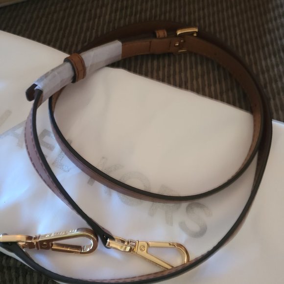 New with tags Michael Kors Purse - Picture 2 of 5